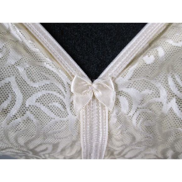 Bra 34D Nude Women Breezies No Padding Rose Pattern Nylon/Spandex NWOT (B18-201) - Picture 3 of 10